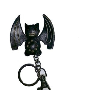 Genuine Handmade Leather bat Keychain/ Holiday Gift /Small Pendant Cartoon Keychain/ Animal Key Ring/ Key Ornament bag charm Halloween gift