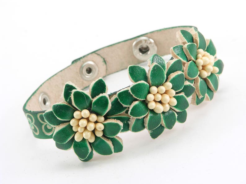 Genuine Handmade Leather Three Flower Bracelet