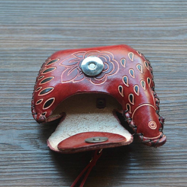 Handmade Leather Chicken Coin Purse: 3D Animal Design