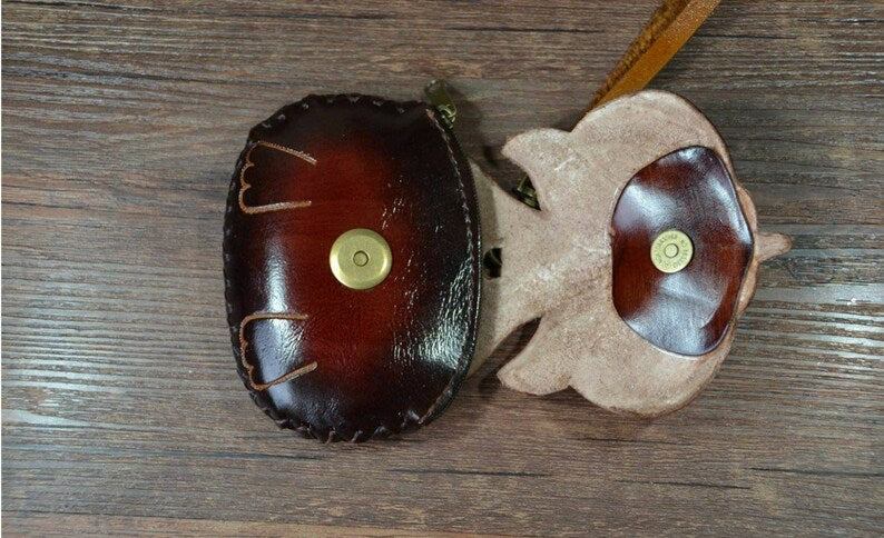 cat/wristlet/coin purse/leather