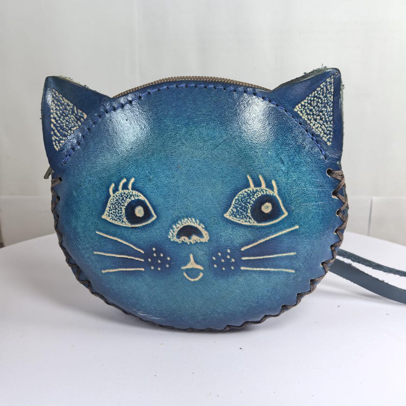 Genuine Handmade Cat Coin Purse , Change Pouch, Small Wallet, Cartoon Bag, Loose Change Pouch, and Small Gift