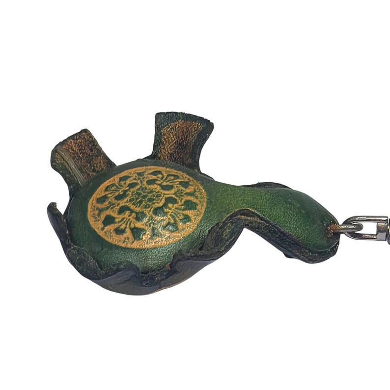 Handmade Green Leather Turtle Keychain: Car Key Ring Pendant