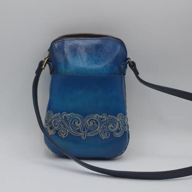 Genuine Handmade Leather Bald Eagle Purse High-Quality Leather Crossbody Bag with Adjustable Strap for Daily Use & Animal Lovers