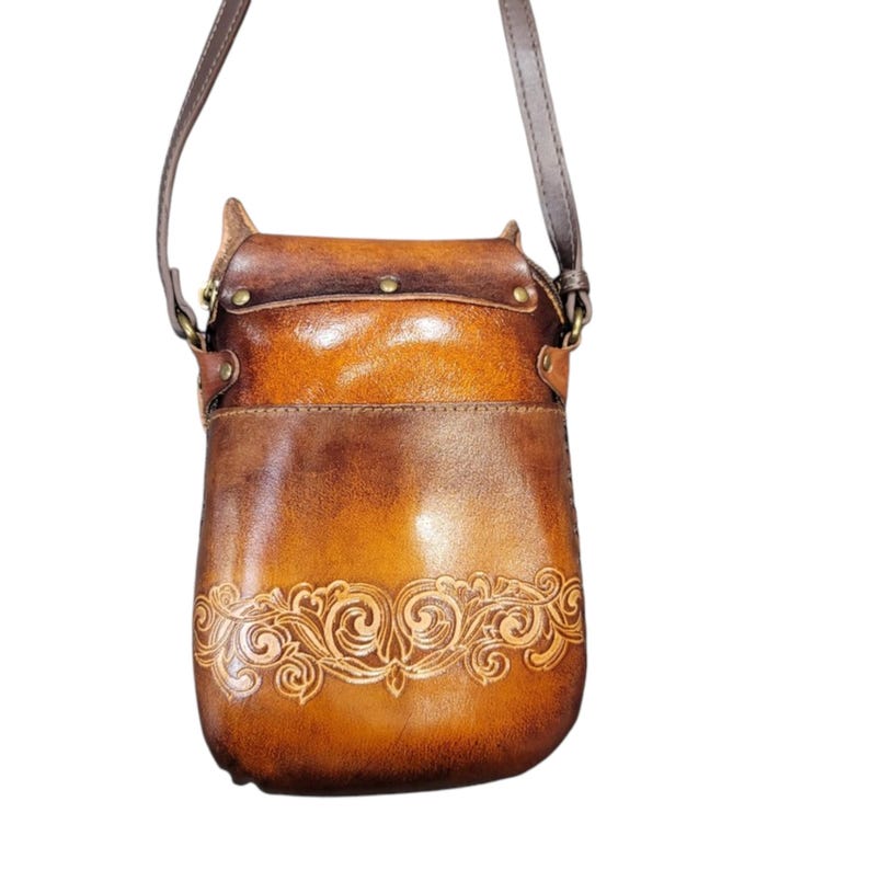 Genuine Handmade Leather Fox Purse High-Quality Leather phone purse /Crossbody Bag with Adjustable Strap for Daily Use & Animal Lovers