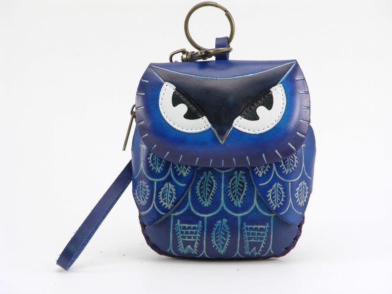 Genuine Leather Handmade owl Wristlet Coin Purse / Wallet / Coin Pouch, Animal-themed Loose Change Pouch / Cartoon Small Wallet