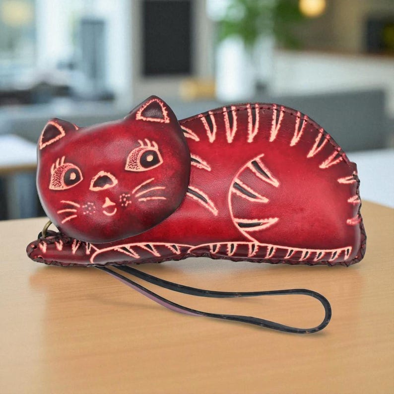 Genuine Handmade Leather Cat Coin Purse / Wallet