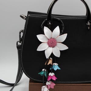 Genuine Handmade Leather Flower Keychain daisy white purse charm bag charm