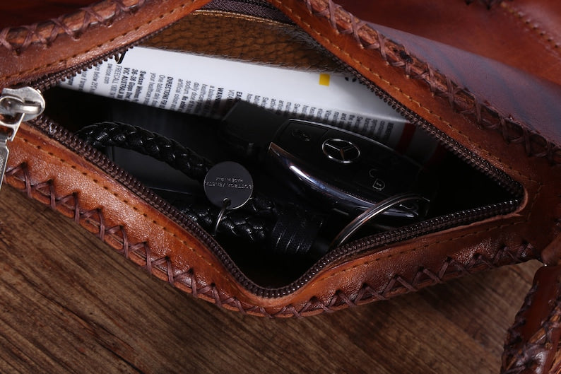 Genuine Handmade Leather Owl Purse / Crossbody / phone bag /phone purse