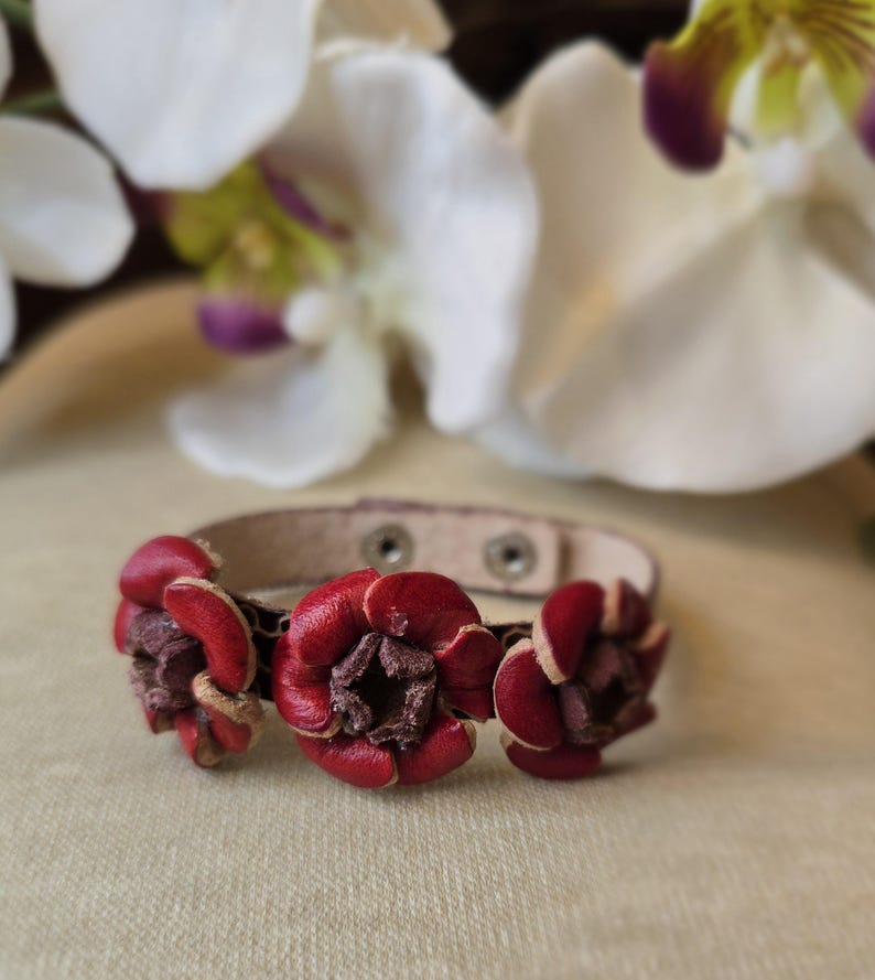 Genuine Handmade Leather Three Rose Flower Bracelet