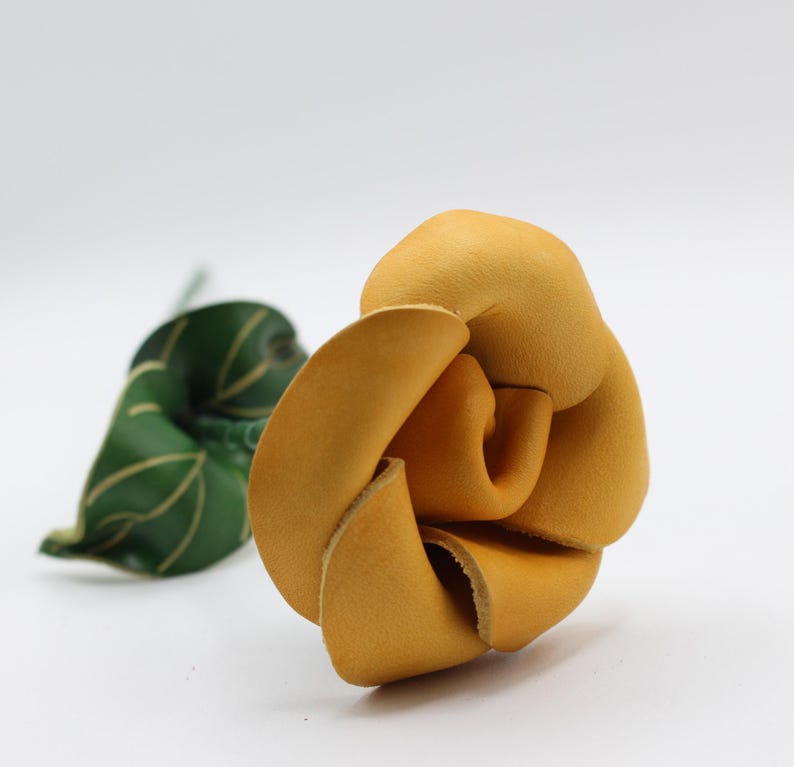 Genuine Handmade Leather Rose Flower, 3rd Anniversary Gift, Valentine's Day Gift, Festival Gift, Flower Arrangement Ornament & Accessory