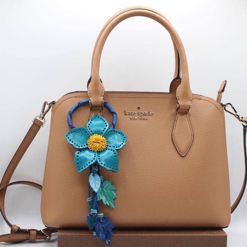 Genuine Handmade Leather Flower Keychain daisy purse charm bag charm