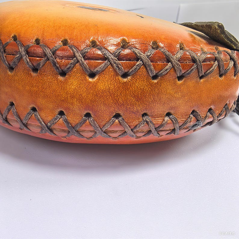 Genuine Handmade Leather Orange-shaped Coin Purse, Smile Face Coin Pouch, Fruit-themed Coin Wallet