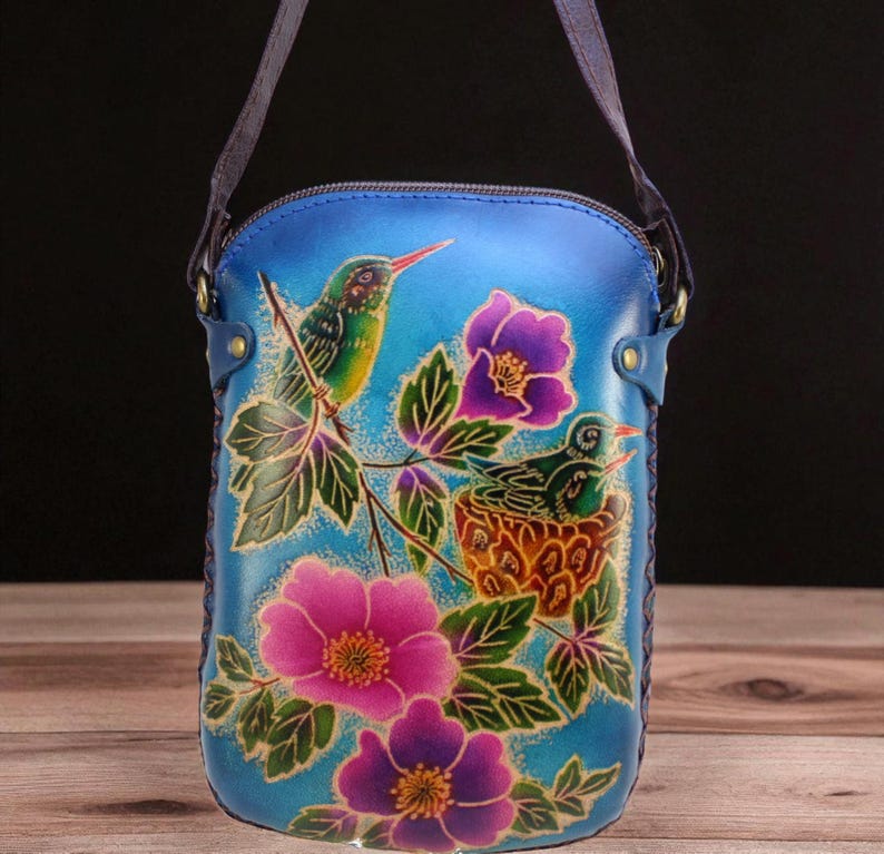 Genuine Handmade Leather Hummingbird Purse / Crossbody/ Phone Bag, Shoulder Bag, Mini Bag, Animal-themed Bag, Cartoon Bag