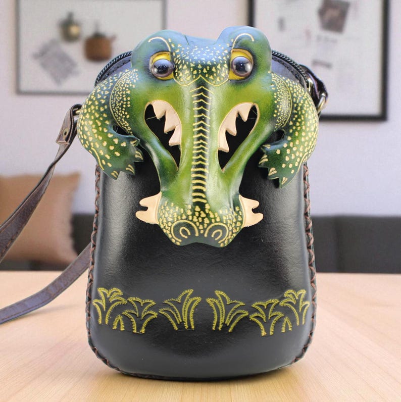 Genuine Handmade Leather Alligator Purse / Crossbody /phone bag