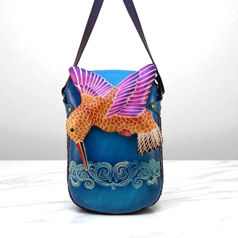 Genuine Handmade Leather Hummingbird Purse / Crossbody/ Phone Bag, Shoulder Bag, Mini Bag, Animal-themed Bag, Cartoon Bag