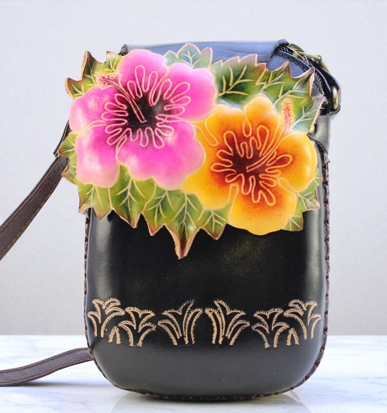 Genuine Handmade Leather Flower Purse / Crossbody /phone bag /phone purse / leather accessory