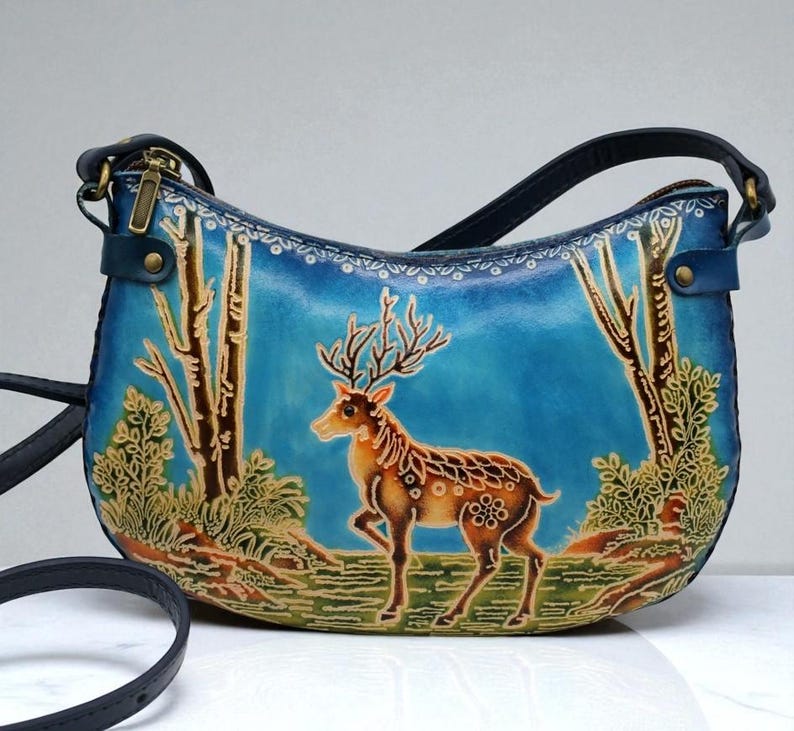 Genuine Handmade Leather Deer Purse / Crossbody/ Phone Bag, Shoulder Bag, Mini Bag, Animal-themed Bag