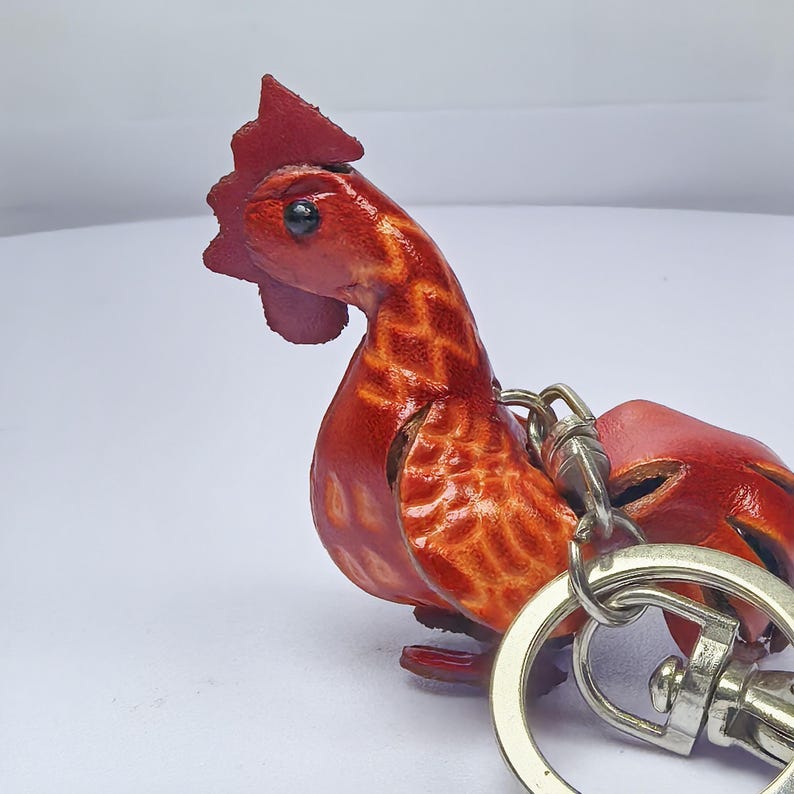 Genuine Handmade Leather Rooster Keychain, car keychain, animal key ring cartoon creative key pendant handmade small ornament