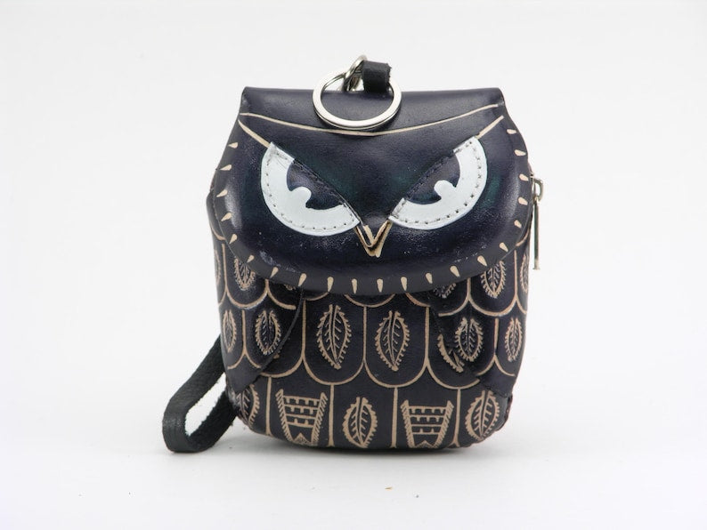 Genuine Leather Handmade owl Wristlet Coin Purse / Wallet / Coin Pouch, Animal-themed Loose Change Pouch / Cartoon Small Wallet