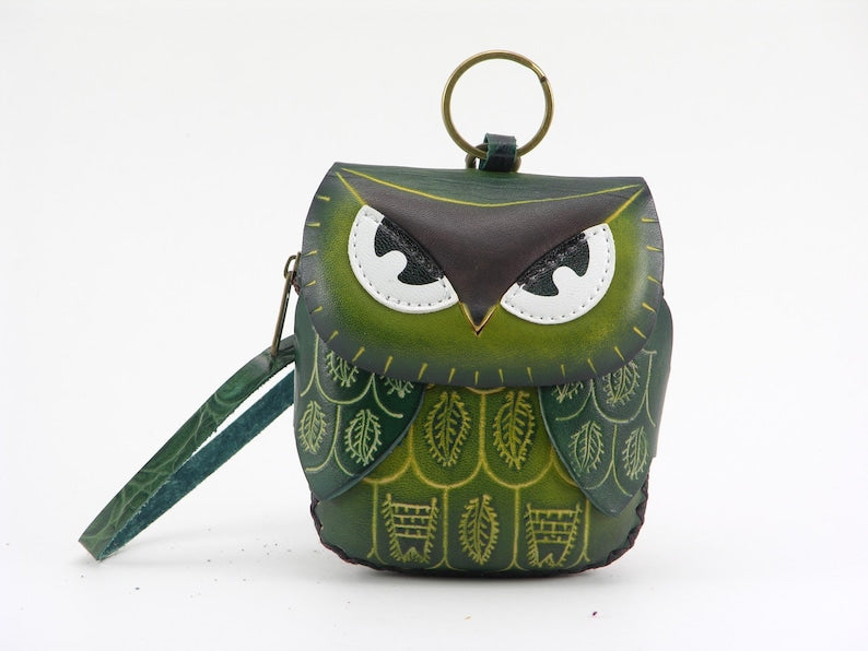 Genuine Leather Handmade owl Wristlet Coin Purse / Wallet / Coin Pouch, Animal-themed Loose Change Pouch / Cartoon Small Wallet