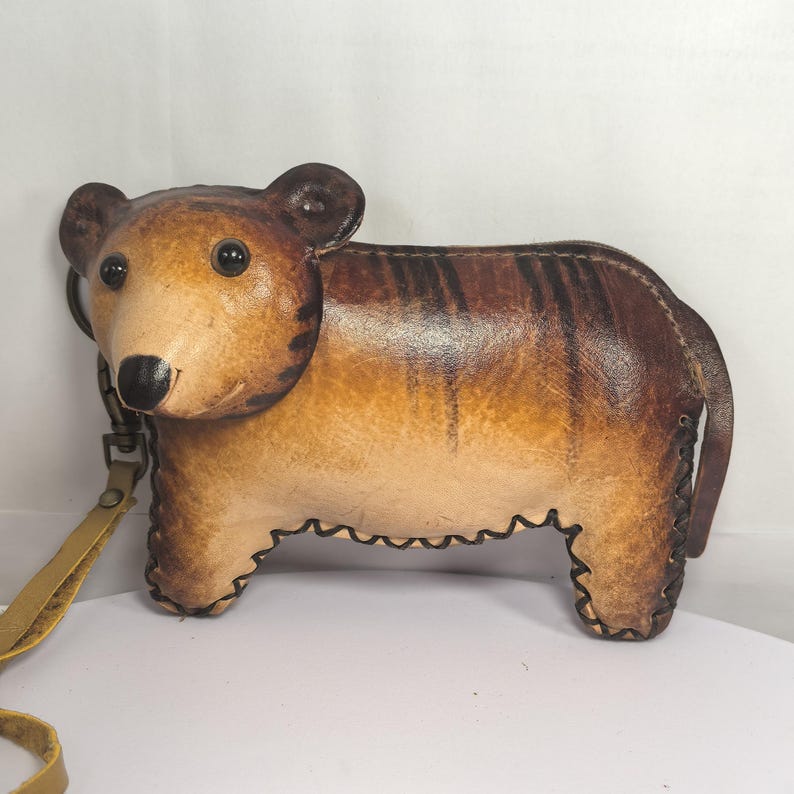 Genuine Handmade Leather brown bear Wristlet / Coin Purse/ animal coin bag, cartoon mini wallet polar bear