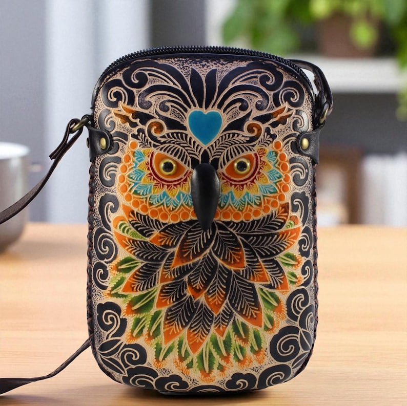 Handmade leather owl crossbody bag, shoulder bag, Cross-body Purse ,animal cartoon bag, phone bag, mini small satchel