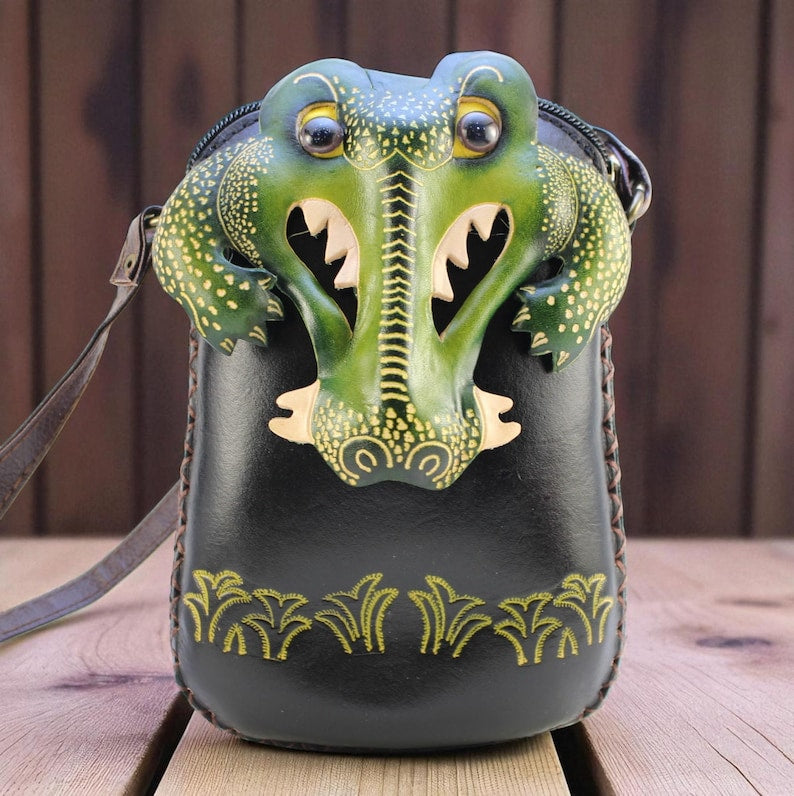 Genuine Handmade Leather Alligator Purse / Crossbody /phone bag