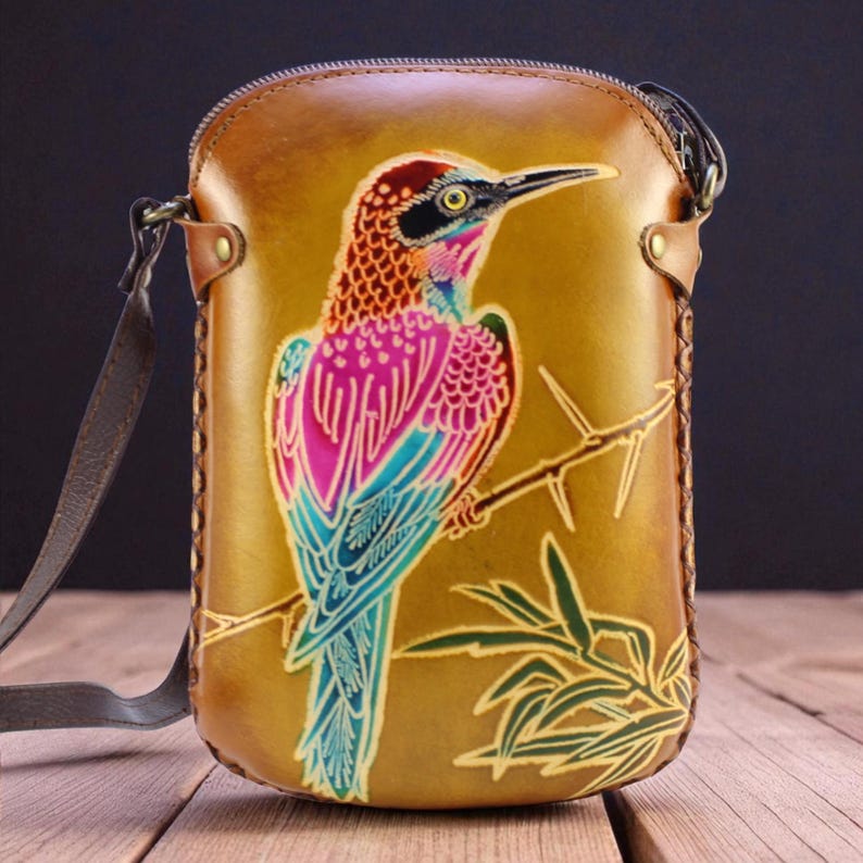 Genuine Handmade Leather Hummingbird Purse , Crossbody, Phone Bag, Shoulder Bag, Mini Bag, Animal-themed Bag, Cartoon Bag