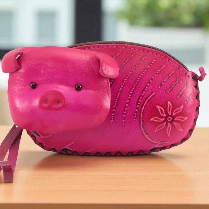 Genuine Handmade Leather Pig Coin Purse /Small Wallet, Cartoon Bag, Holiday Gift/Cartoon Wallet