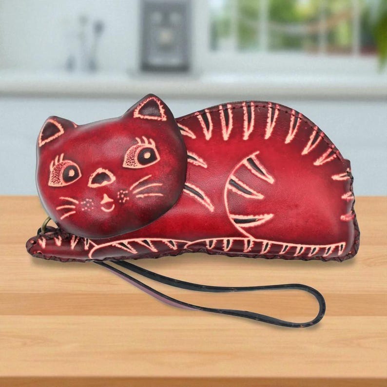 Genuine Handmade Leather Cat Coin Purse / Wallet
