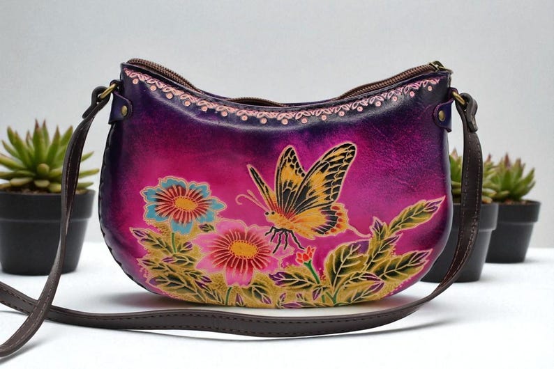 Genuine Handmade Leather Butterfly Purse / Crossbody/ Phone Bag, Shoulder Bag, Mini Bag, Animal-themed Bag