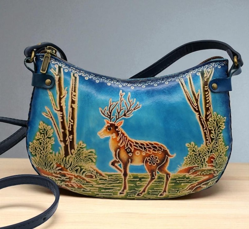 Genuine Handmade Leather Deer Purse / Crossbody/ Phone Bag, Shoulder Bag, Mini Bag, Animal-themed Bag