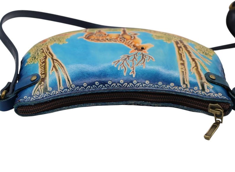 Genuine Handmade Leather Deer Purse / Crossbody/ Phone Bag, Shoulder Bag, Mini Bag, Animal-themed Bag